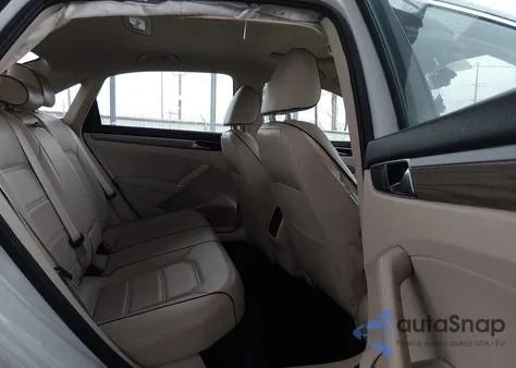 2017 Volkswagen Passat 1.8T Se из США, поврежденный, VIN 1VWGT7A32HC051353